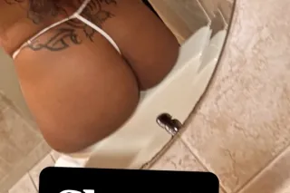 Hey Love ❤ PLEASE TEXT - Image 2