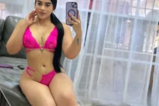 LATINA BIEN RICA BIEN SEXY ESTOY DISPONIBLE INCALL - Image 1