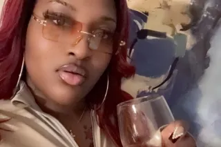 Big Booty 🍑Blasian 👸🏽🥵Throat Goat 💦 satisfying experience 🤤 - - Image 6