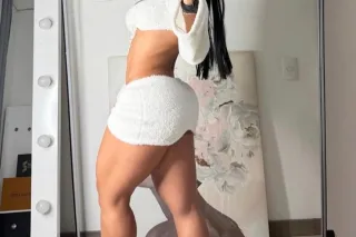 Sweat but not innocent 💕 Your favorite distraction WHATSAPP 334-4 01-6304 - Image 3