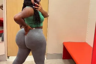 Superthickchick - Image 7